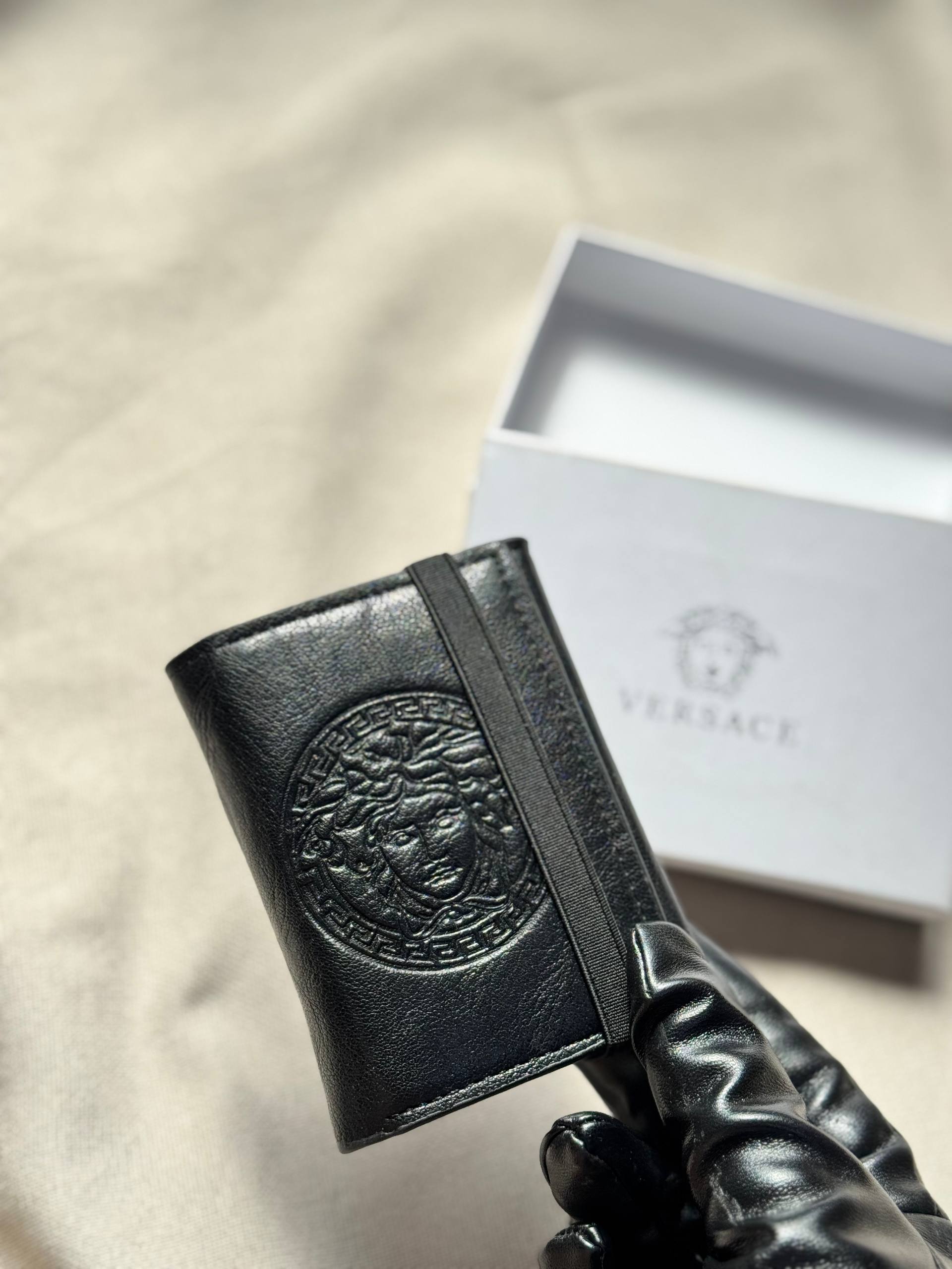 محفظة رجالية