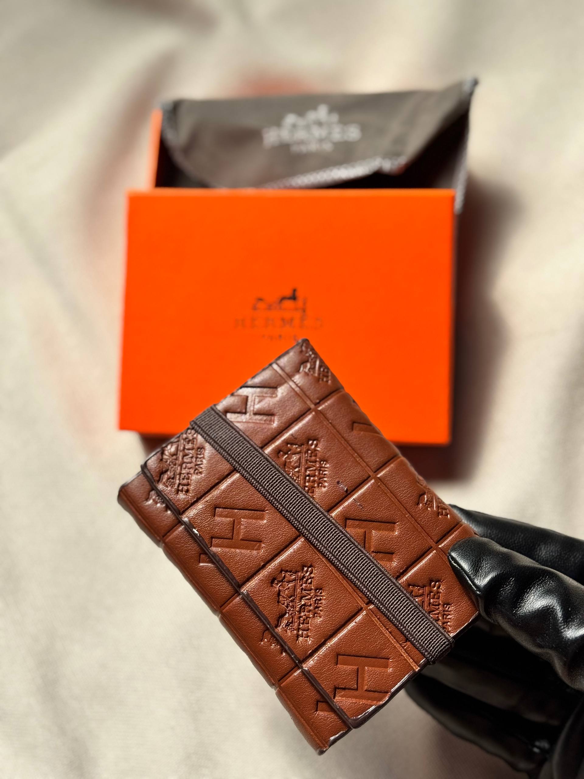 محفظة رجالية