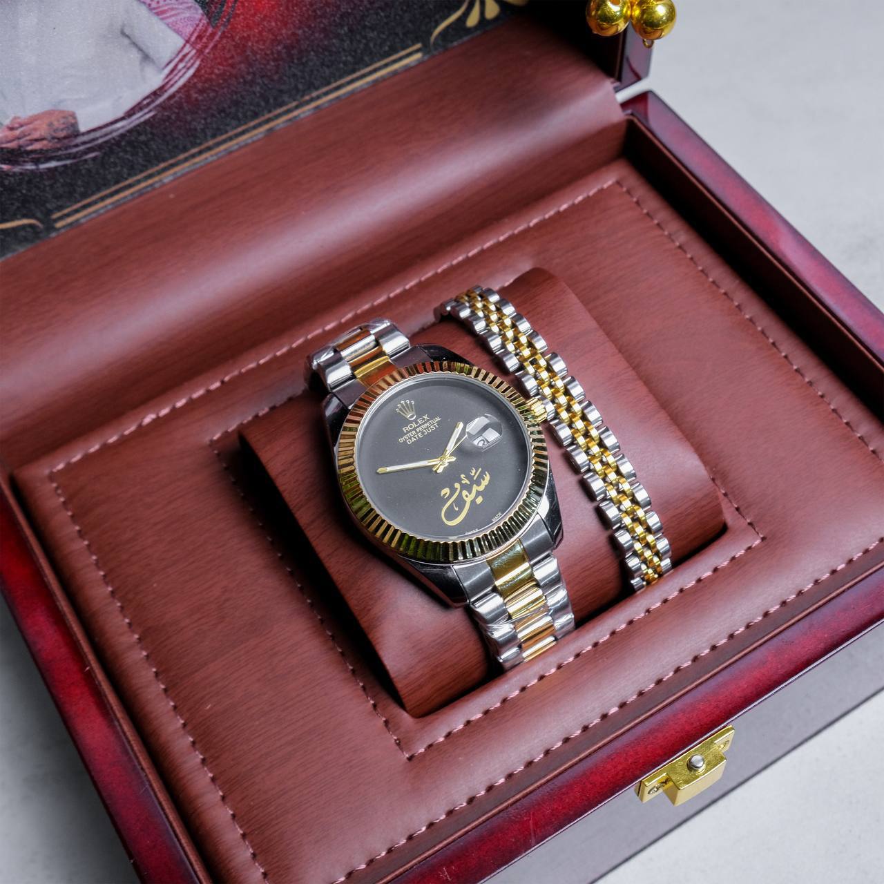 طقم ساعة رولكس فاخر مع حفر الاسم